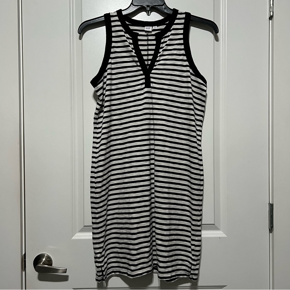 Gap Women’s Split Neck Knit Maxi Dress In Black/White Stripe